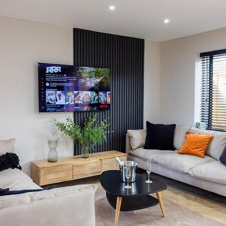 Charming 3-Bed House With 1 Parking Space Canterbury Luaran gambar